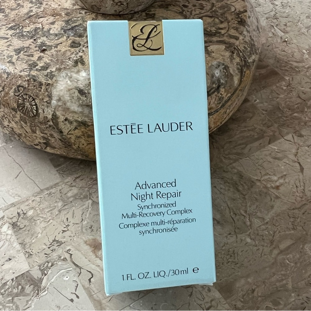 Estee Lauder Blue Skincare Serum